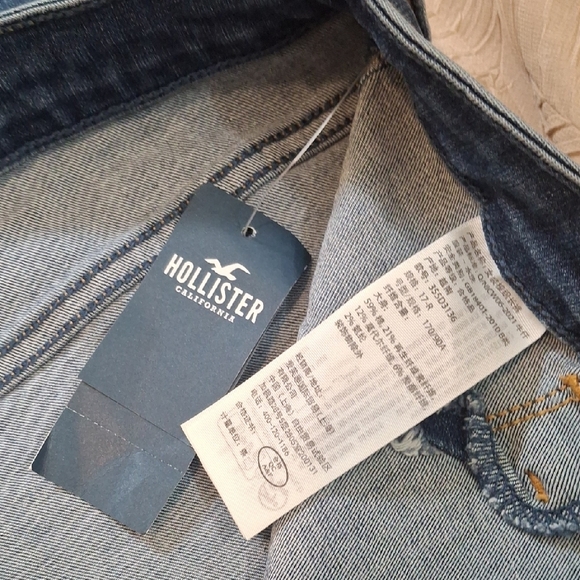 Holliste Classic Blue Denim Jeans - Picture 4 of 7